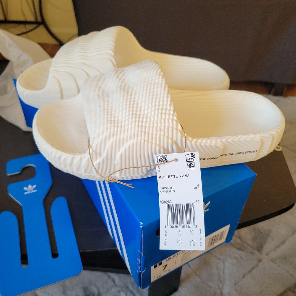 Adidas Adilette 22 Slides